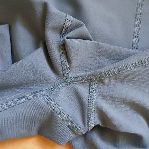 Lululemon Zoned In Tight *27" Color Blue Charcoal Size 4 Style Number: W5BBNS - Picture 12 of 16